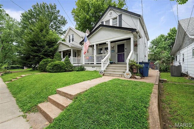 Building Photo - 7615 St Jerome Ln