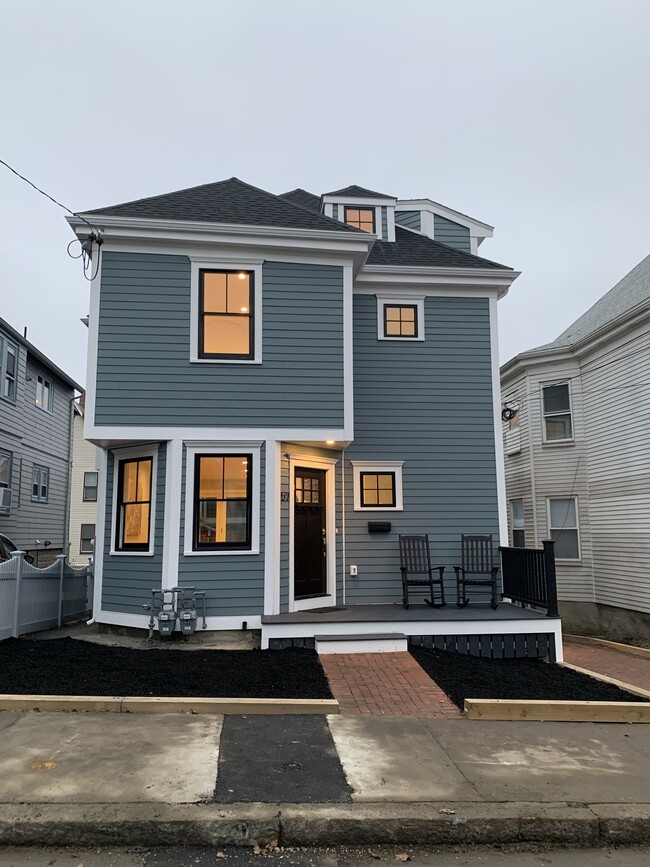 Building Photo - 57 Morton Ave