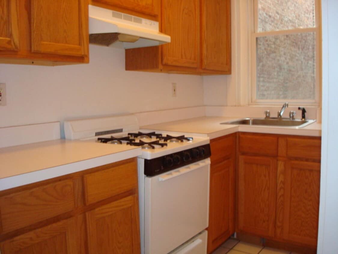 Building Photo - PACKARDS CORNER All new Beautiful Studio Heat and HW Inc Laundry, No FEE