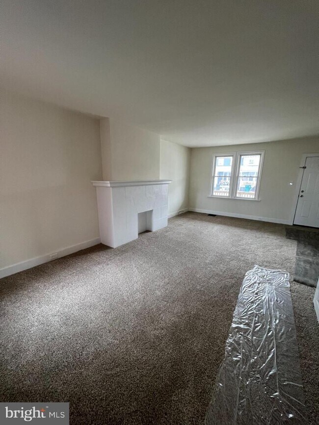 Building Photo - 3 Bedroom Home Near Downtown Lancaster