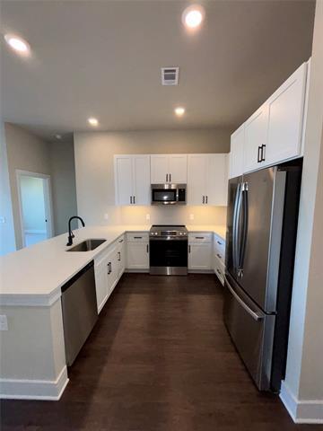 Foto del edificio - 111 Town Pl