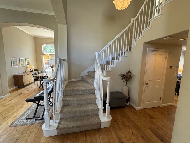 Foto del edificio - 5 bed 3 bath Gated Community in Union City...