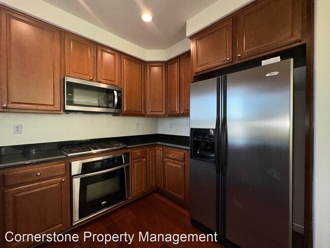 Building Photo - 2 br, 2 bath House - 1661 Mabury Rd