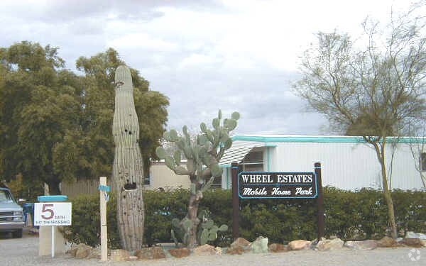 Building Photo - Wheel Estates