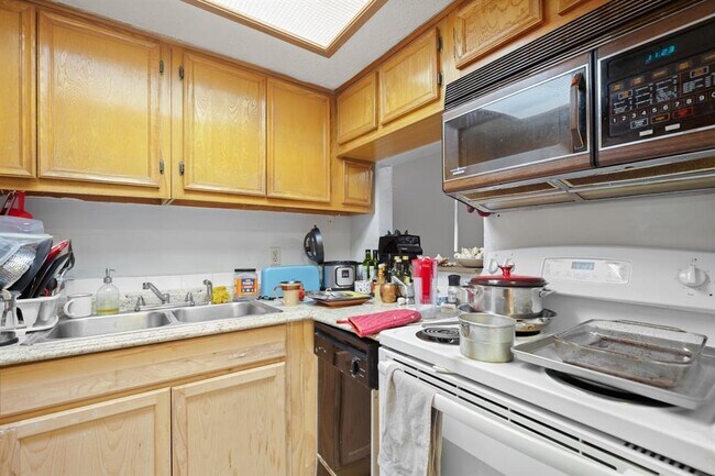 Foto del edificio - 3506 Speedway