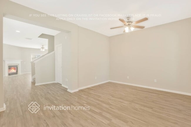 Foto del edificio - 3851 Lake Sanctuary Way