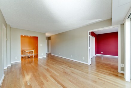 Building Photo - 807 N Howard St