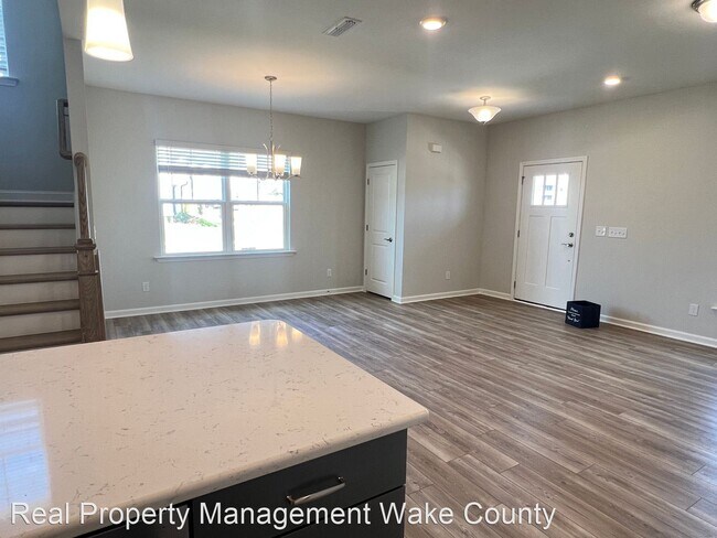 Building Photo - 3 br, 3 bath House - 820 Silo Park Drive