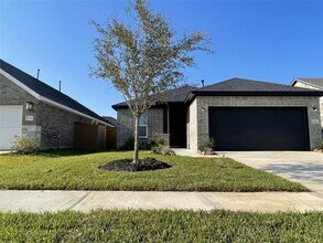 Building Photo - 22231 Cortona Gln Dr