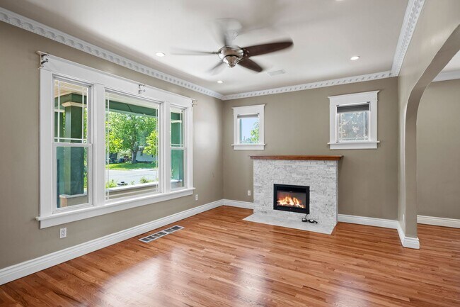 Foto del edificio - Beautiful Audubon 5 Bedroom Home! - Available now!