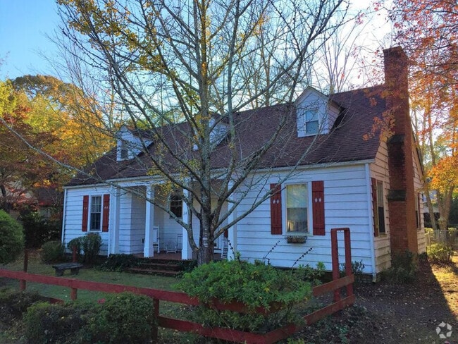 Building Photo - 34 Alice Dr