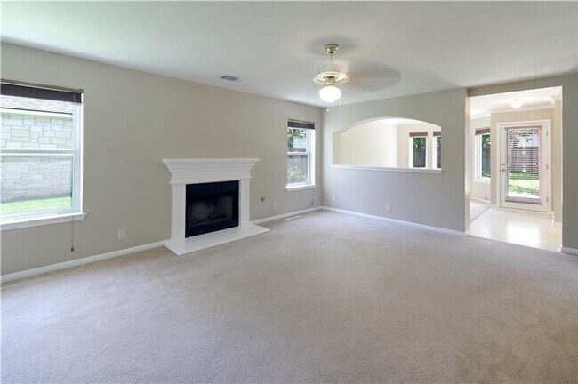 Building Photo - Bright & Spacious 3BR Home in Prime Leander Location – No HOA!