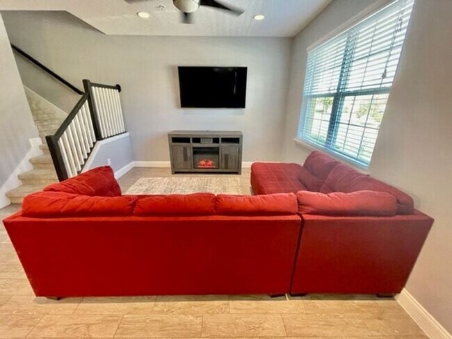 Foto del edificio - 1303 Mill Pond Ln