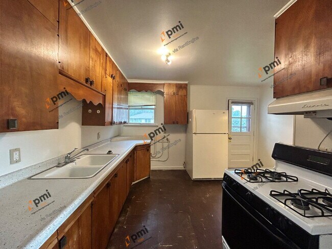 Foto del edificio - 2915 Oakdale Ave