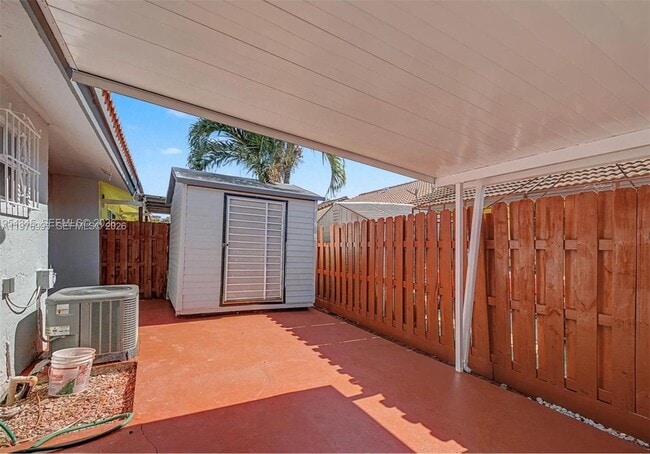 Building Photo - 11522 NW 4th Way