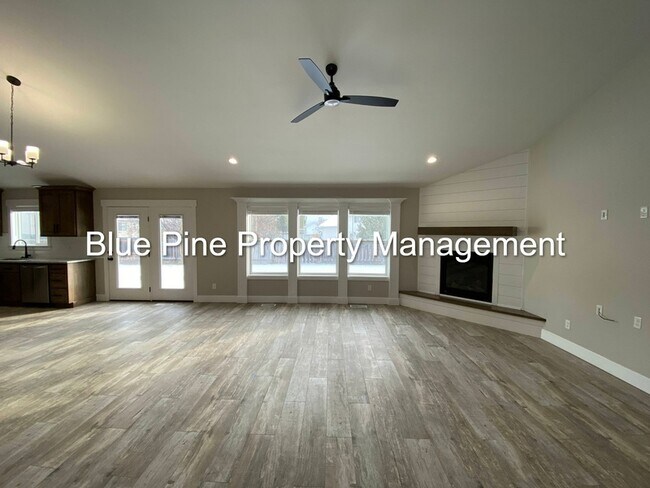 Building Photo - 4199 Pocono St