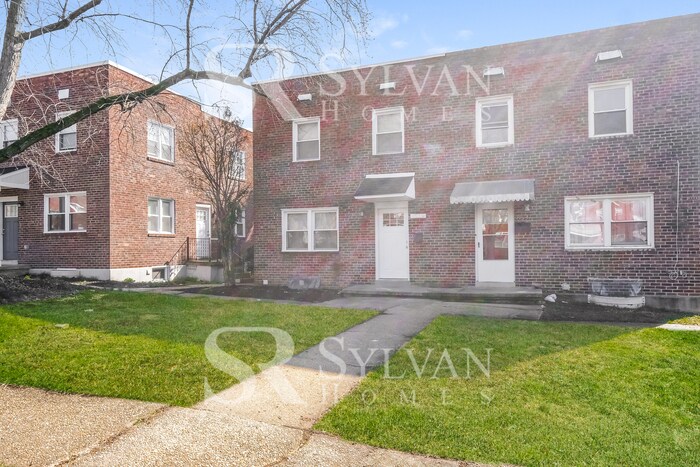 Primary Photo - Updated 3 level townhome available now!