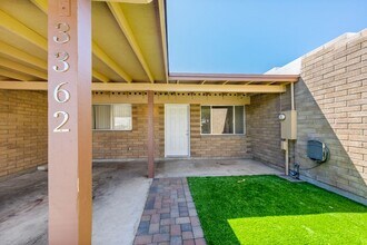 Building Photo - 3362 E Fort Lowell Rd
