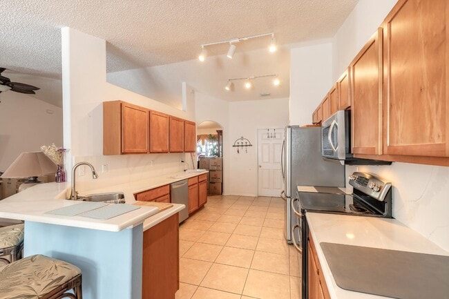 Foto del edificio - 46 Pickering Dr