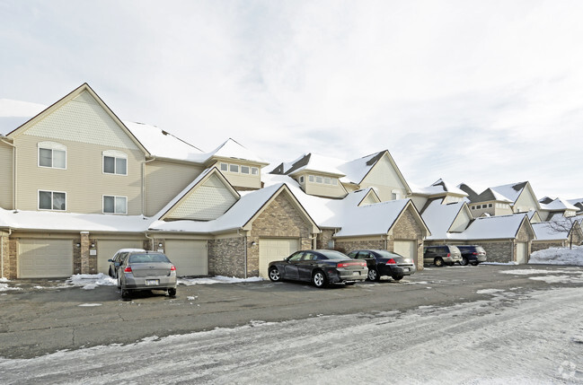 Building Photo - Walton Pond Condos