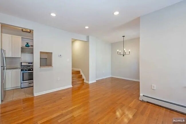 Foto del edificio - 712 Forest St