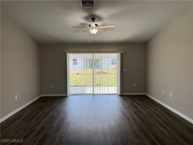 Foto del edificio - 1407 NW 18th Terrace