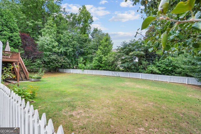 Building Photo - 940 Southfield Ln