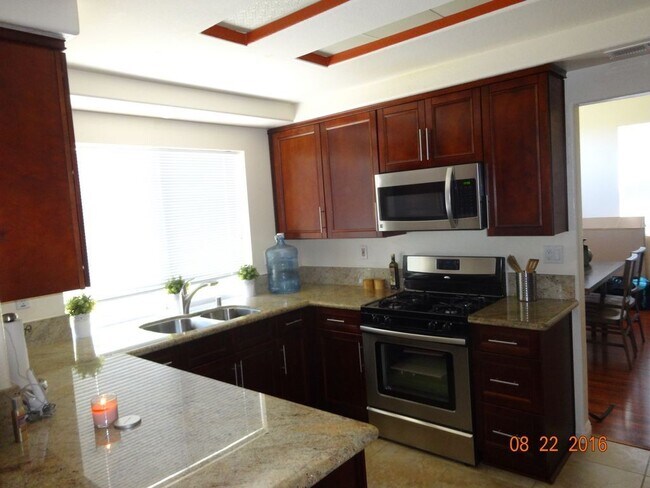 Foto del edificio - 4 Bedroom House