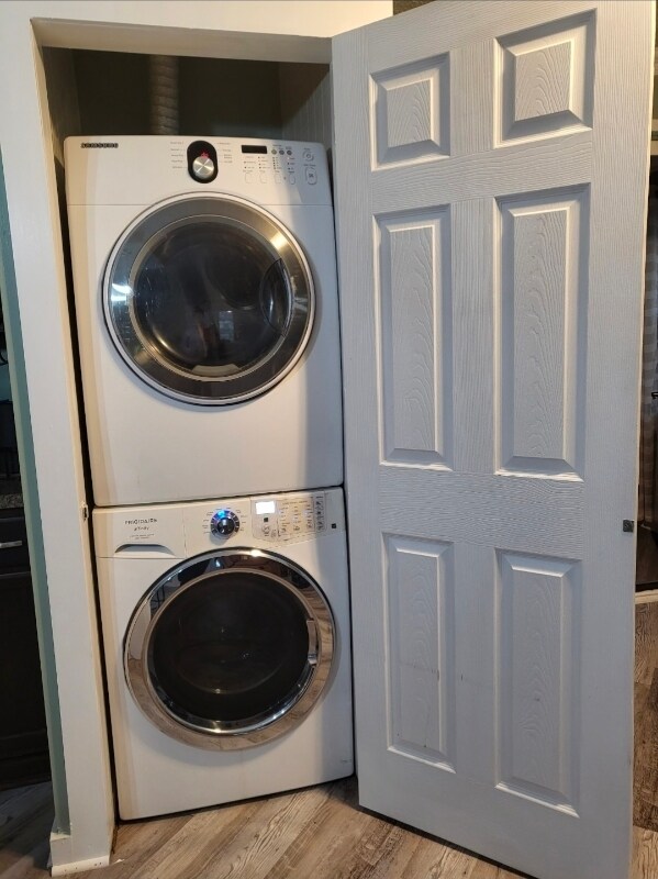 Foto del edificio - 118 Tasha St