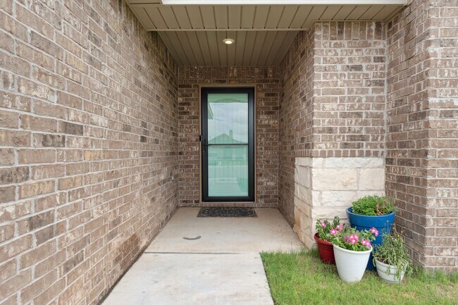 Foto del edificio - Beautiful 3 bed 2 bath
