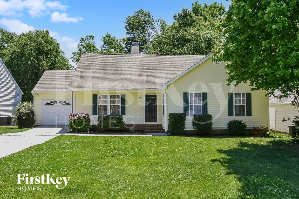 Foto principal - 7121 Taunton Dr