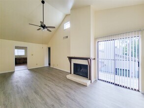 Building Photo - 6401 Deihl Rd