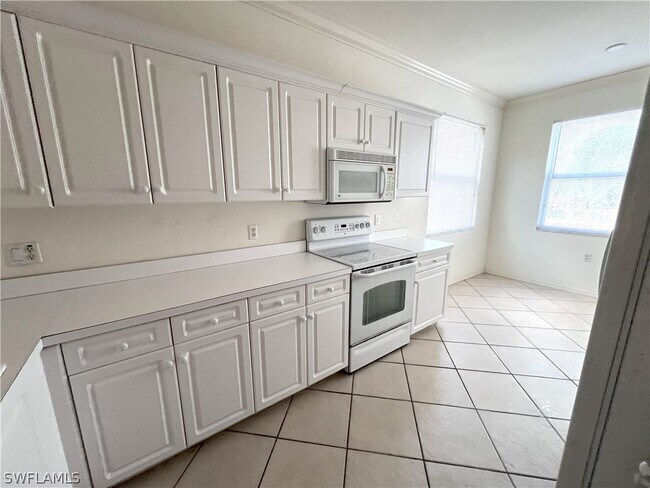 Foto del edificio - 8450 Kingbird Loop