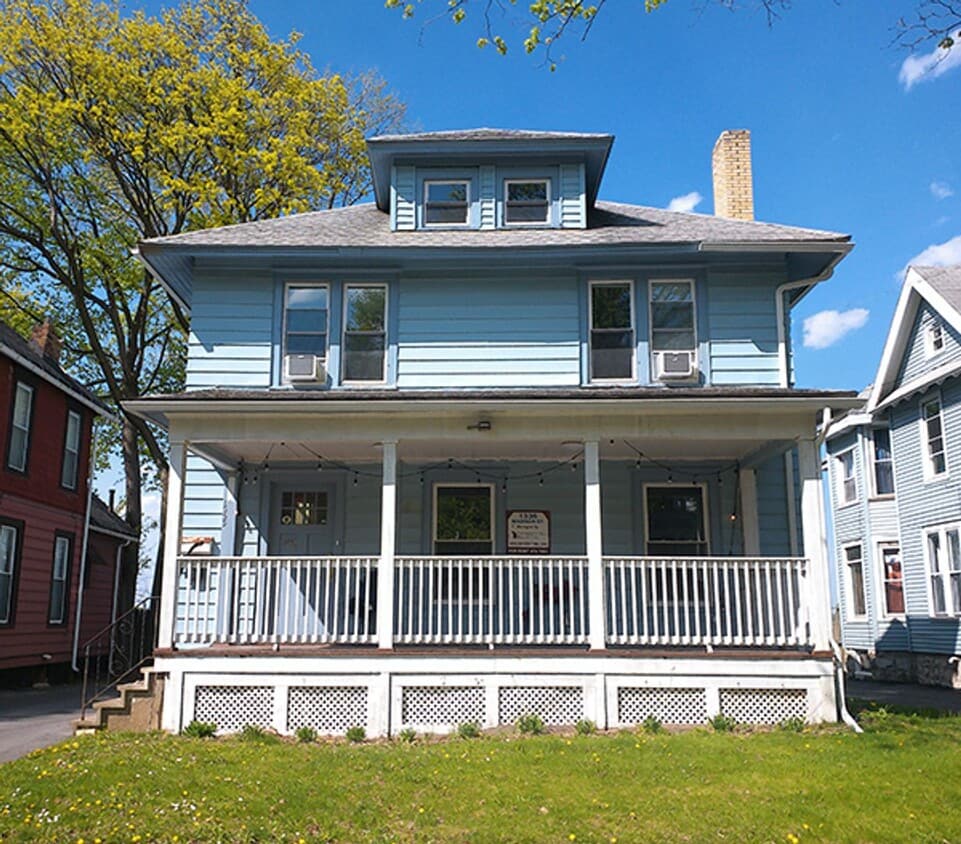Primary Photo - 1335 Madison St