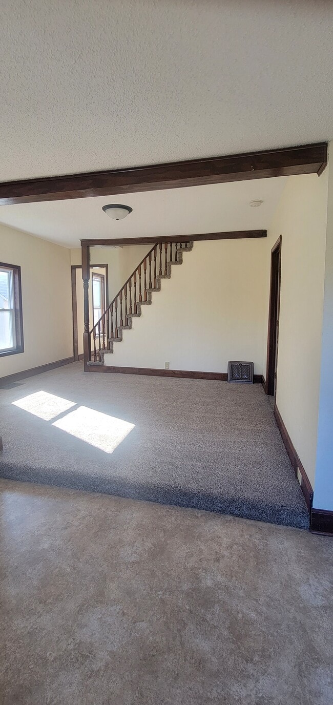 Living Room - 407 22nd Ave N