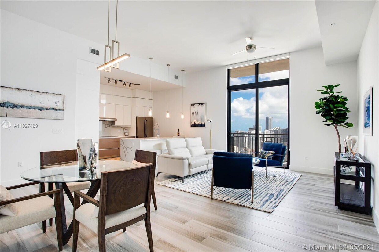 Foto principal - 400 NW 1st Ave