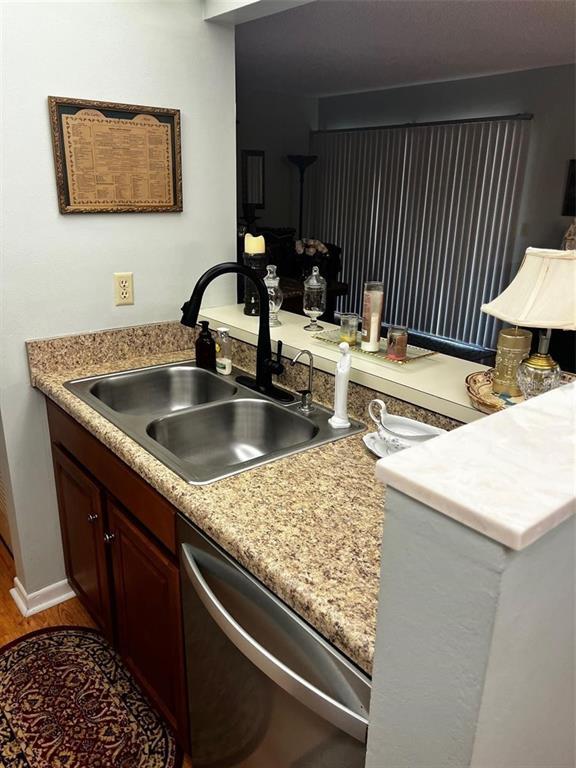 Foto del edificio - 100 Sweetgum Woods Ct