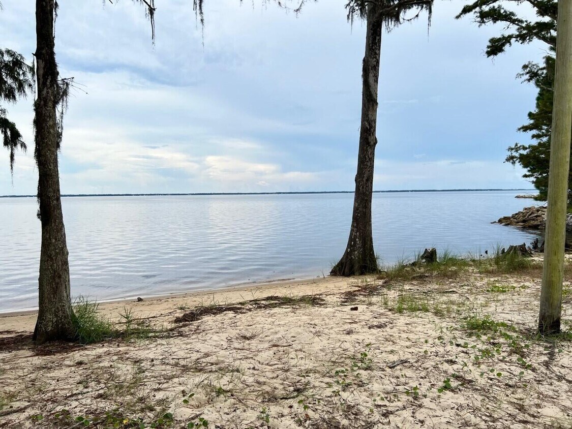 Primary Photo - 97 Bay Breeze Dr