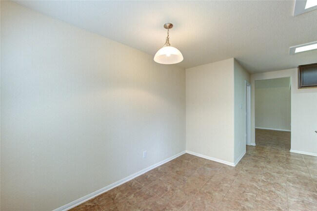 Foto del edificio - 14839 Fir Knoll Way