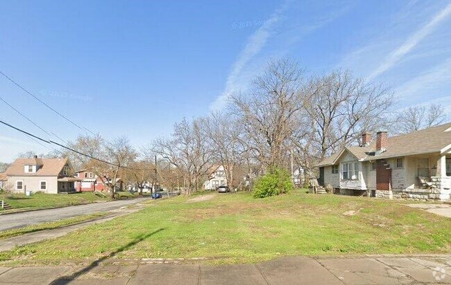 Building Photo - 7707 Ozark Rd