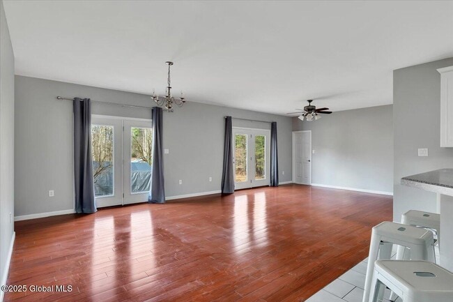 Building Photo - 275 Louden Rd