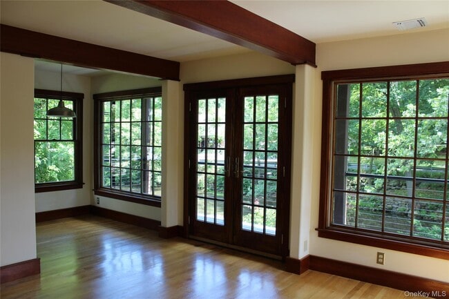 Building Photo - 235 Piermont Ave