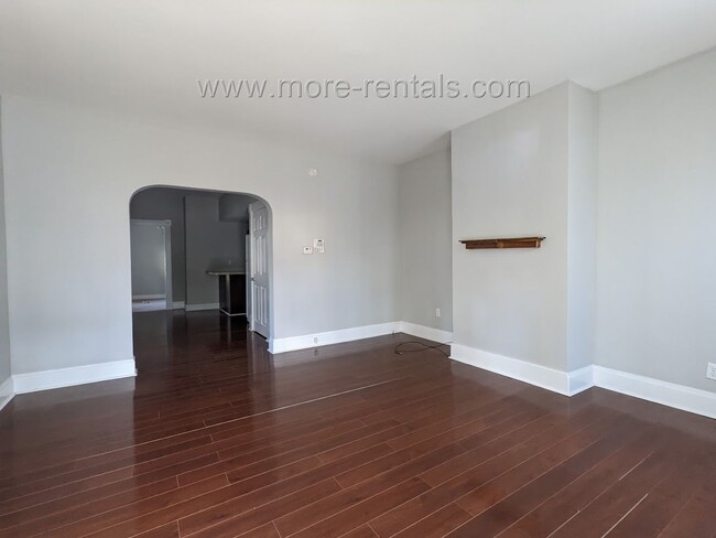 Foto del edificio - 802 Ebner St