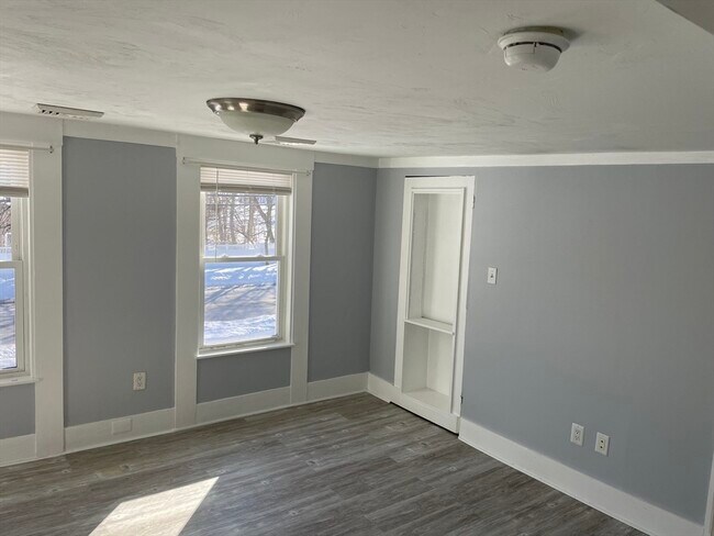 Foto del edificio - 745 Main St