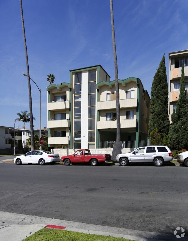Building Photo - Choi Chul Apartments