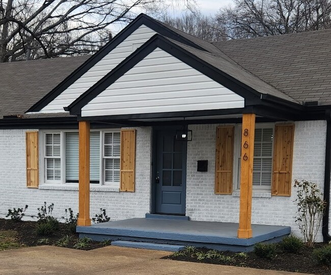 Photo - 866 Colonial Rd (Memphis, TN) House