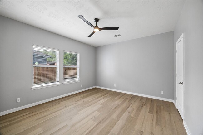 Building Photo - 17307 Hannah Oaks Ln