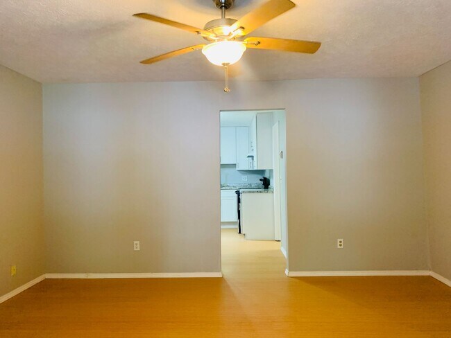 Foto del edificio - 7 Burdette Pl