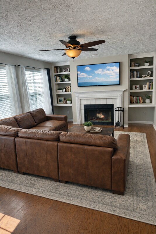 Foto del edificio - 12490 Daisywood Dr