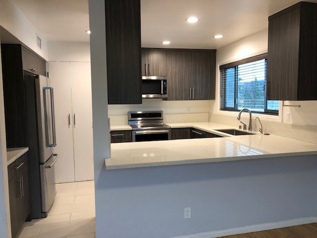 Beautifully remodeled kitchen - 1539 N Laurel Ave